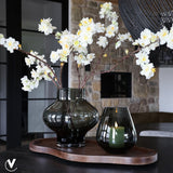Vase soufflé en verre gris