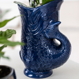 Ensemble de plantes méditerranéennes avec pots décoratifs