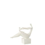 Détail de la sculpture Mère+Enfant J-Line, finition mate.