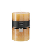 Bougie décorative J-Line ocre, mise en scène dans un salon moderne