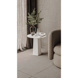Vue rapprochée de la finition blanche de la table Charme Blanc
