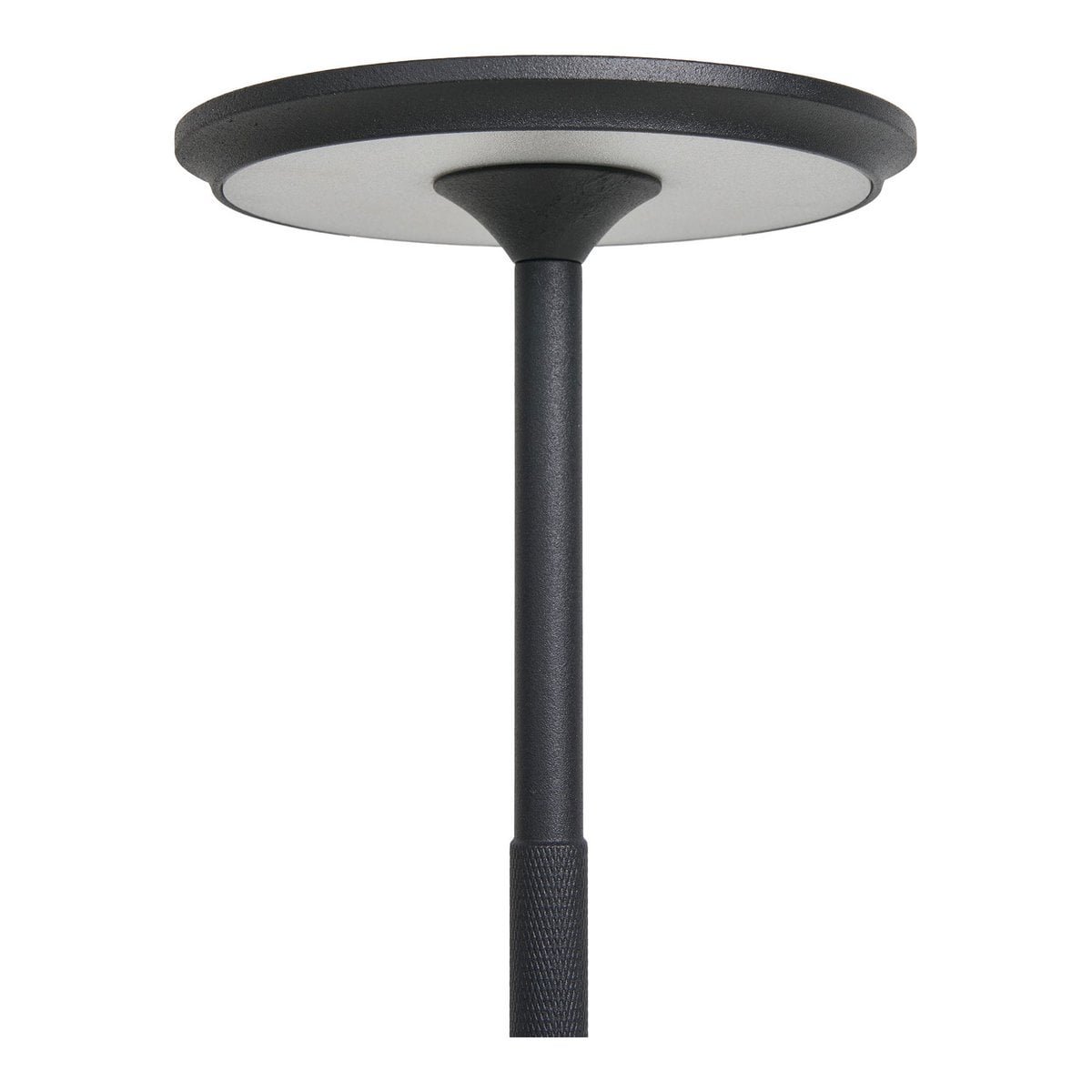 Lampe Lyneham allumée, montrant l'éclairage ajustable