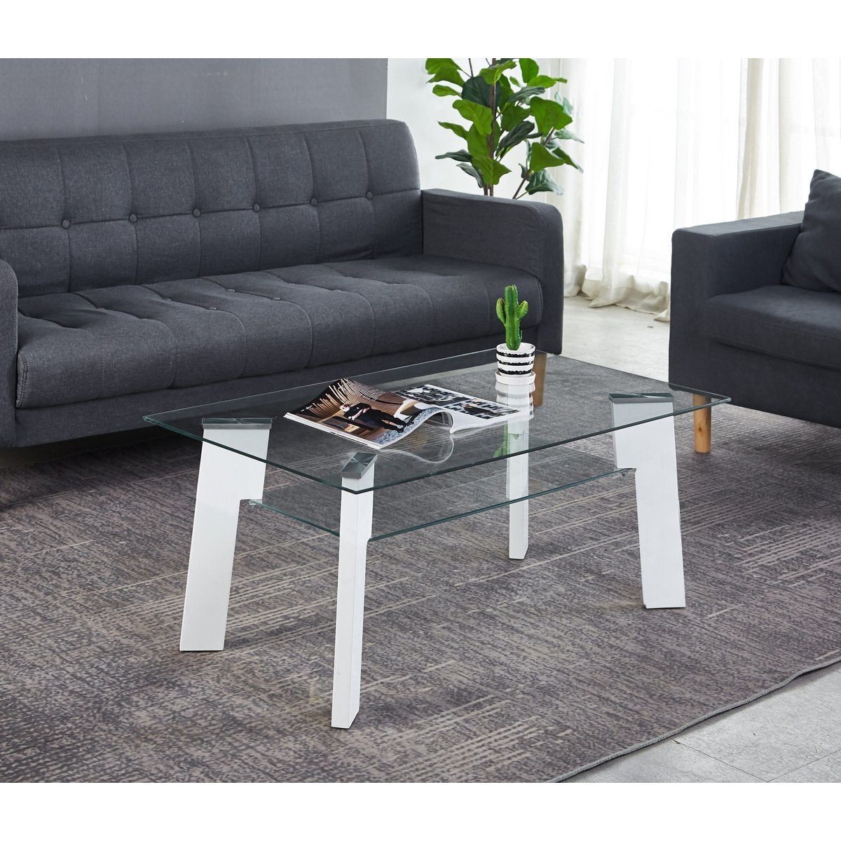 Table basse élégante intégrée dans un salon moderne
