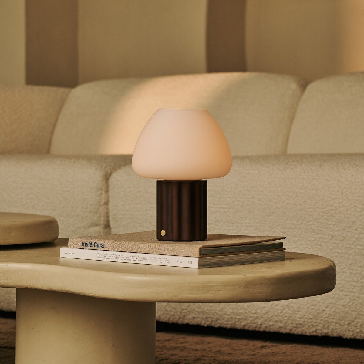 Lampe de table rechargeable Sophie marron foncé