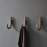 CROCHET Cintre Noyer Chrome