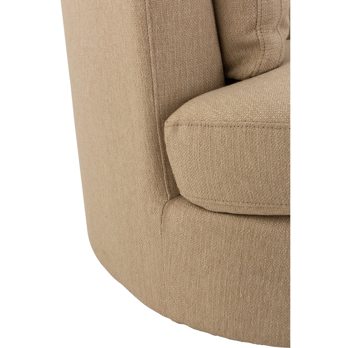 Fauteuil J-Line dans un salon moderne, ambiance chaleureuse
