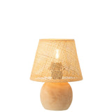 Lampe J-Line allumée, ambiance chaleureuse