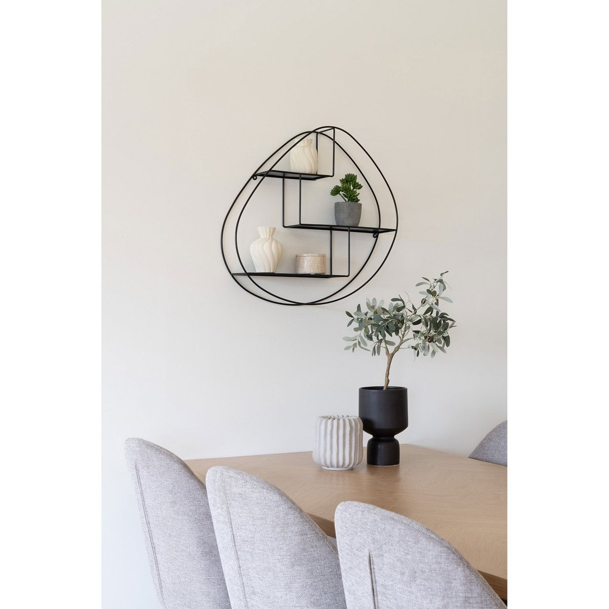 Vase en céramique blanc, ambiance scandinave