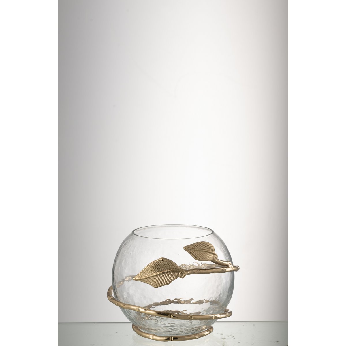 Vase Échelle de Lame J-Line sur fond neutre, mise en valeur