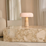 Lampe en travertin Emily