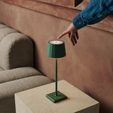 Lot de 8 lampes de table rechargeables vert sauge