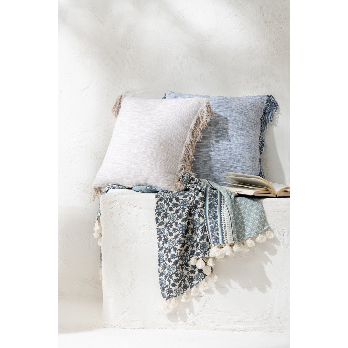 Détail des franges du coussin J-Line en coton