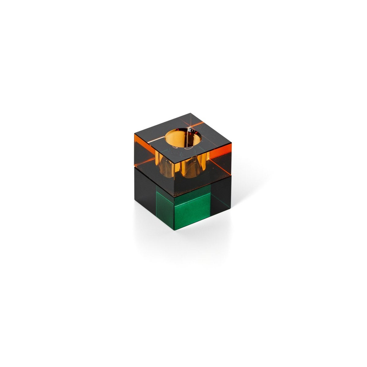 Bougeoir The Gem Blocks sur une table, mettant en valeur son design