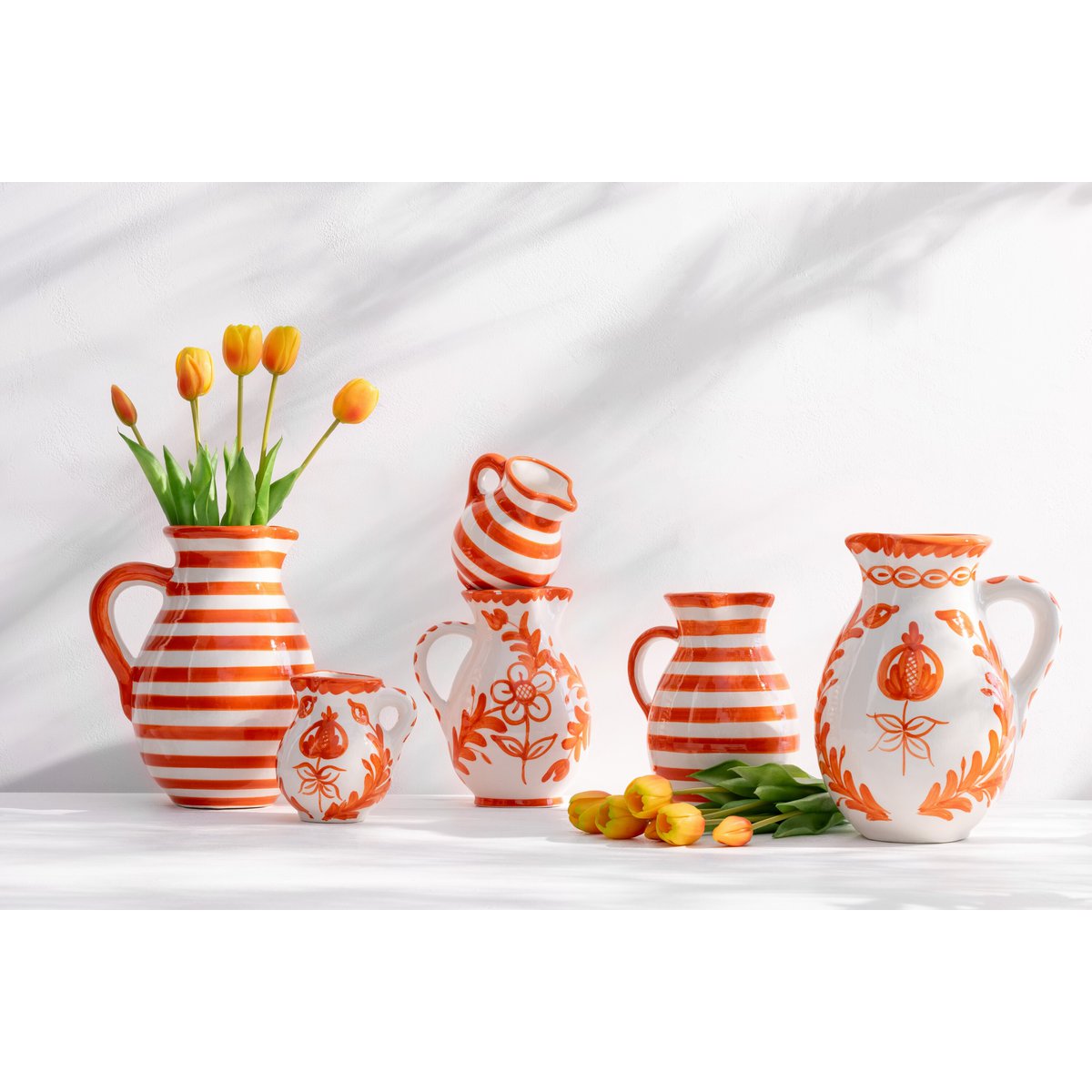 Détail du Jar Grenade J-Line, céramique artisanale, couleurs éclatantes