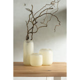 Vase J-Line Stripes dans un intérieur moderne
