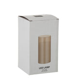 Lampe J-Line Shiny sur une table moderne