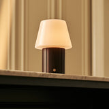 Lampe de table rechargeable Lex marron foncé