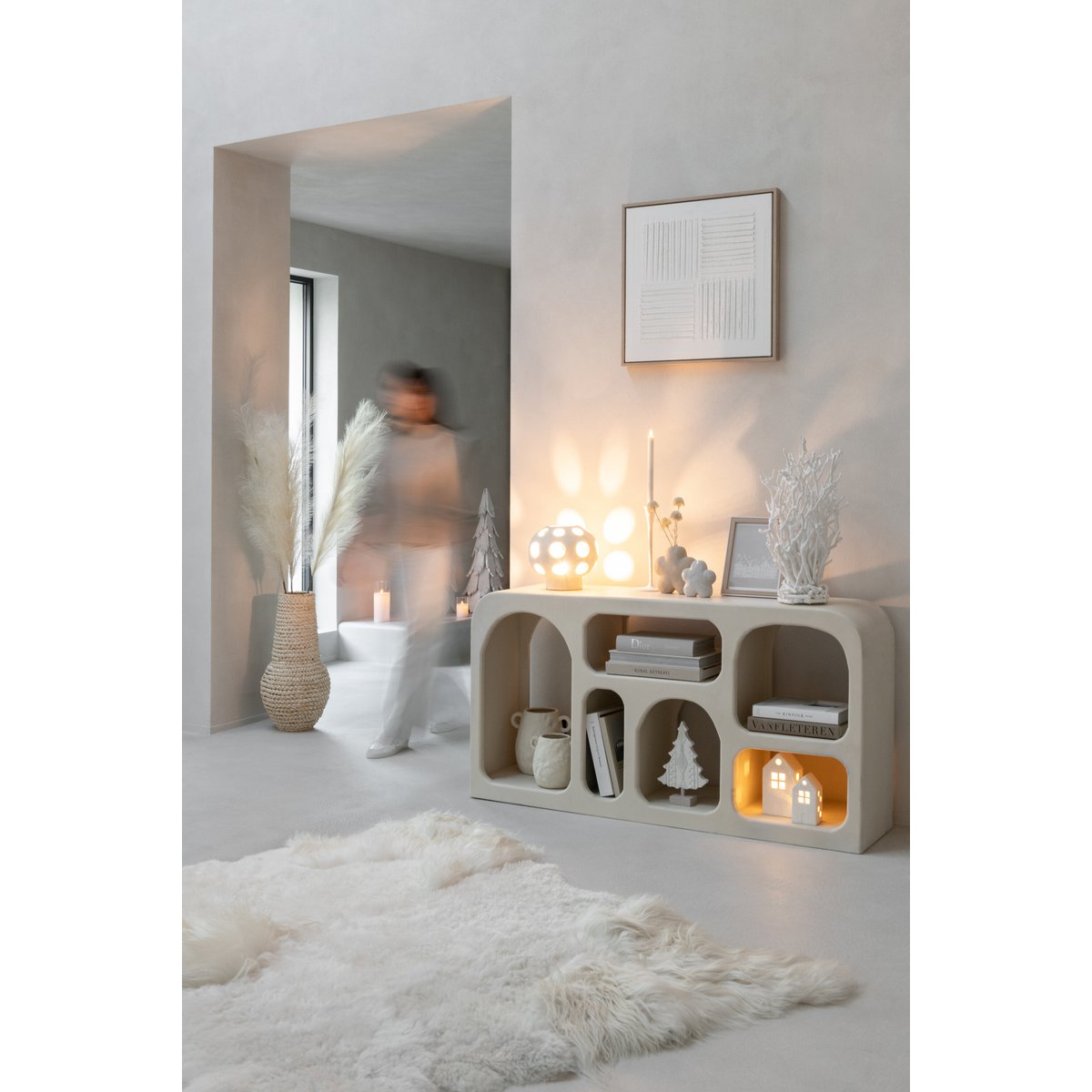 Détails des serre-livres J-Line, style scandinave en bois blanc.