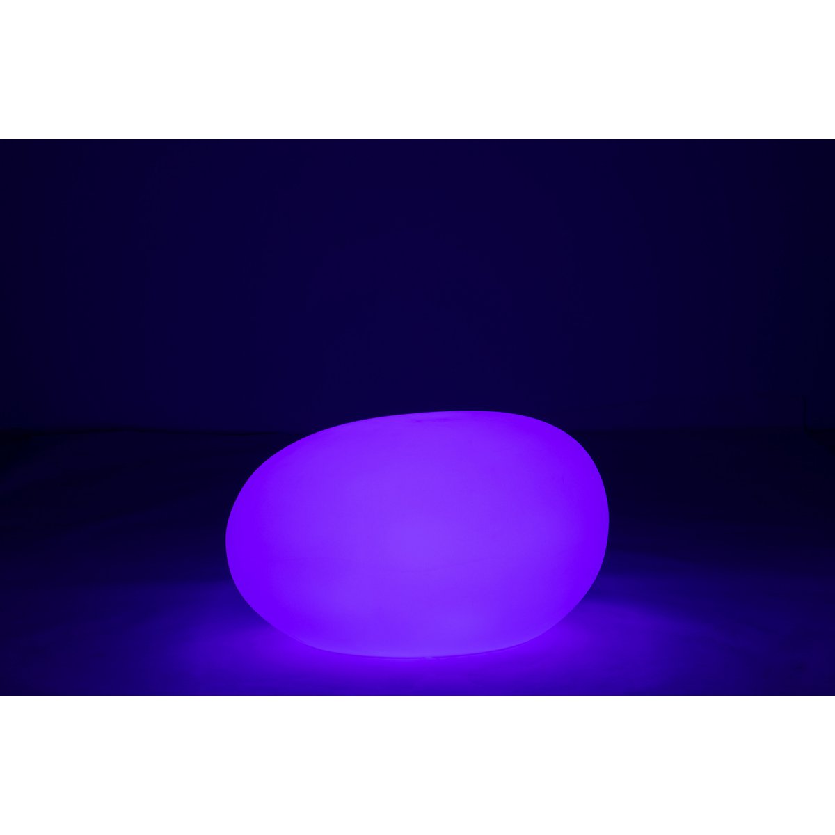 Vue de dessus de la lampe J-Line montrant sa forme unique