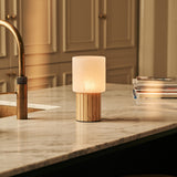 Lampe à poser rechargeable Ingmar bois clair