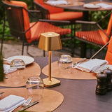 Lampe de table rechargeable Ava dorée