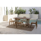 Tapis Seagrass sur un sol en bois