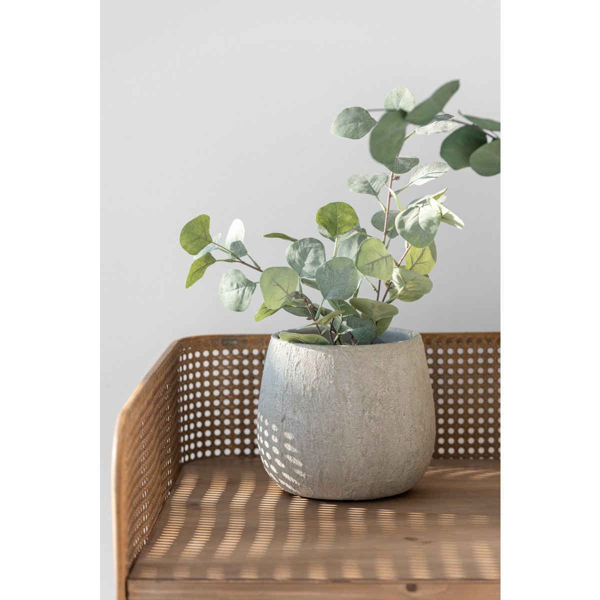Pot de fleur J-Line Speckle, détail de la texture céramique