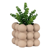 Pot de fleurs en céramique, détail des dimensions compactes