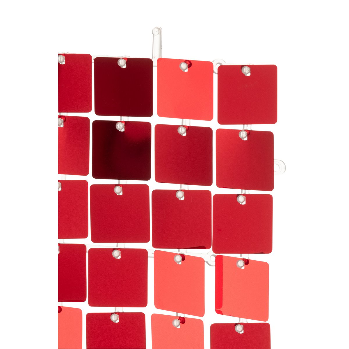 Détail de l'enseigne décorative J-Line, texture et couleur rouge