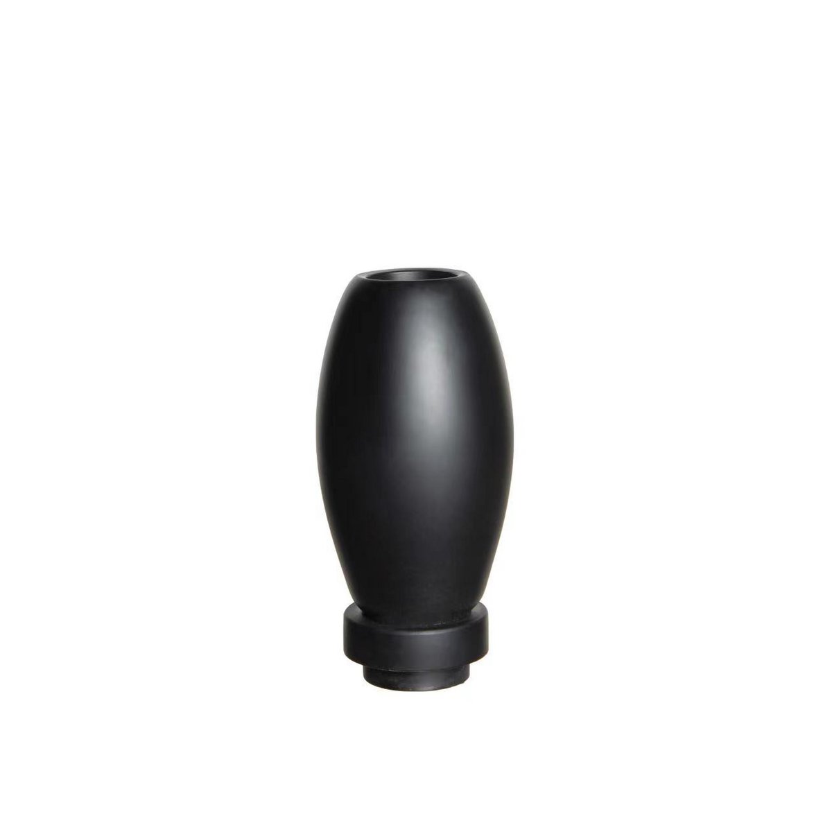 Détail du vase RUD22BK en micro-ciment noir, texture douce