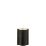 Bougie LED J-Line noire, gros plan sur la flamme LED