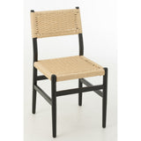 Chaise Lap J-Line avec des accessoires de décoration