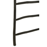Détail des marches de l'échelle J-Line en bois de teck noir.