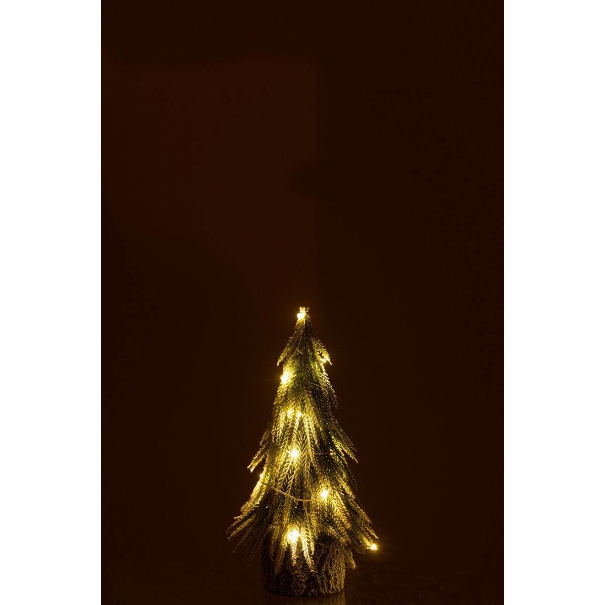Ambiance festive avec le sapin de Noël A+Led J-Line
