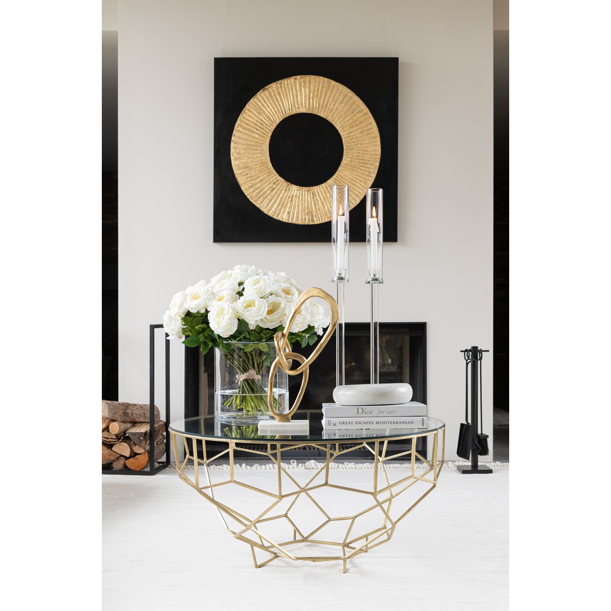 Vue latérale de la table Moza, design contemporain