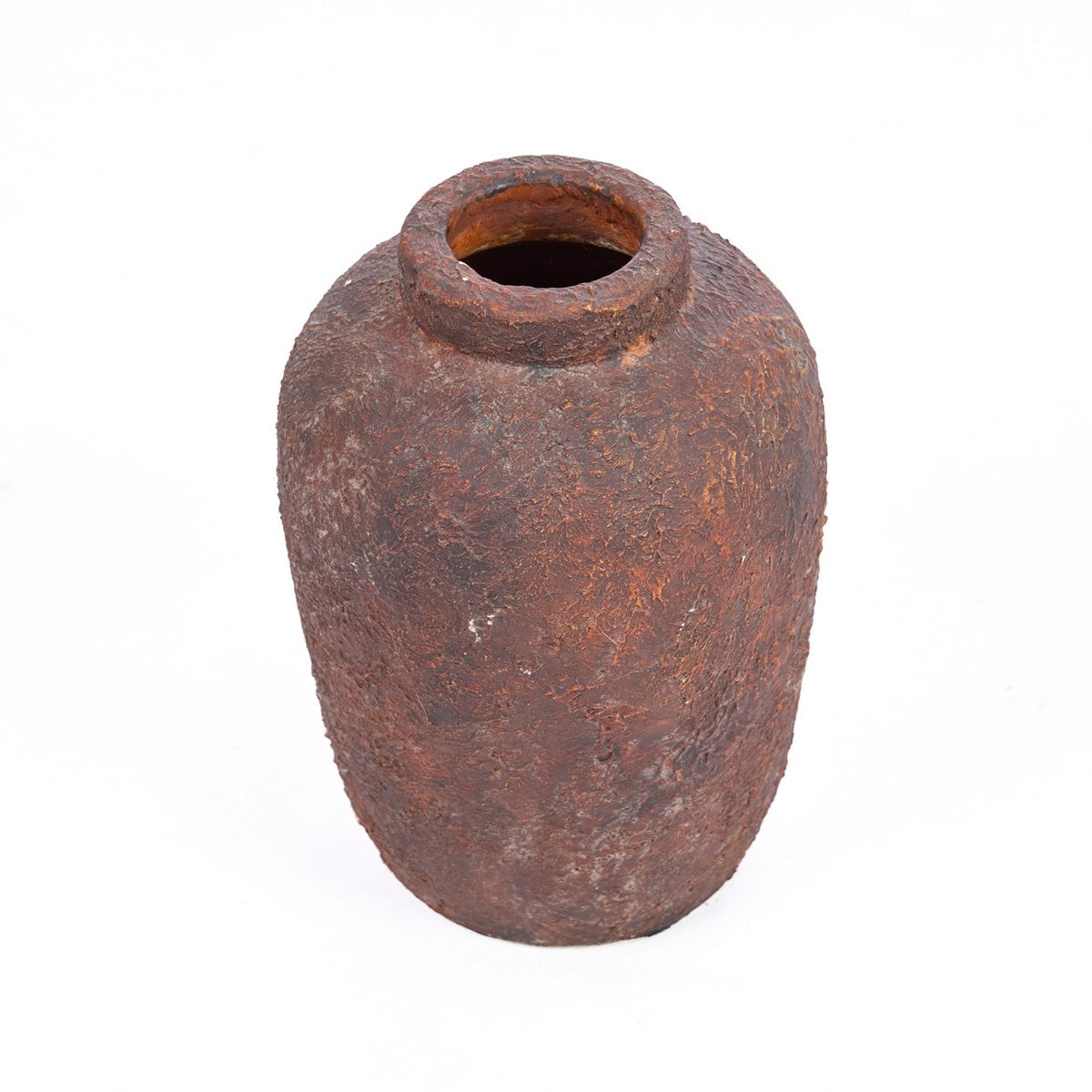 Vase Clay Echo dans un intérieur moderne