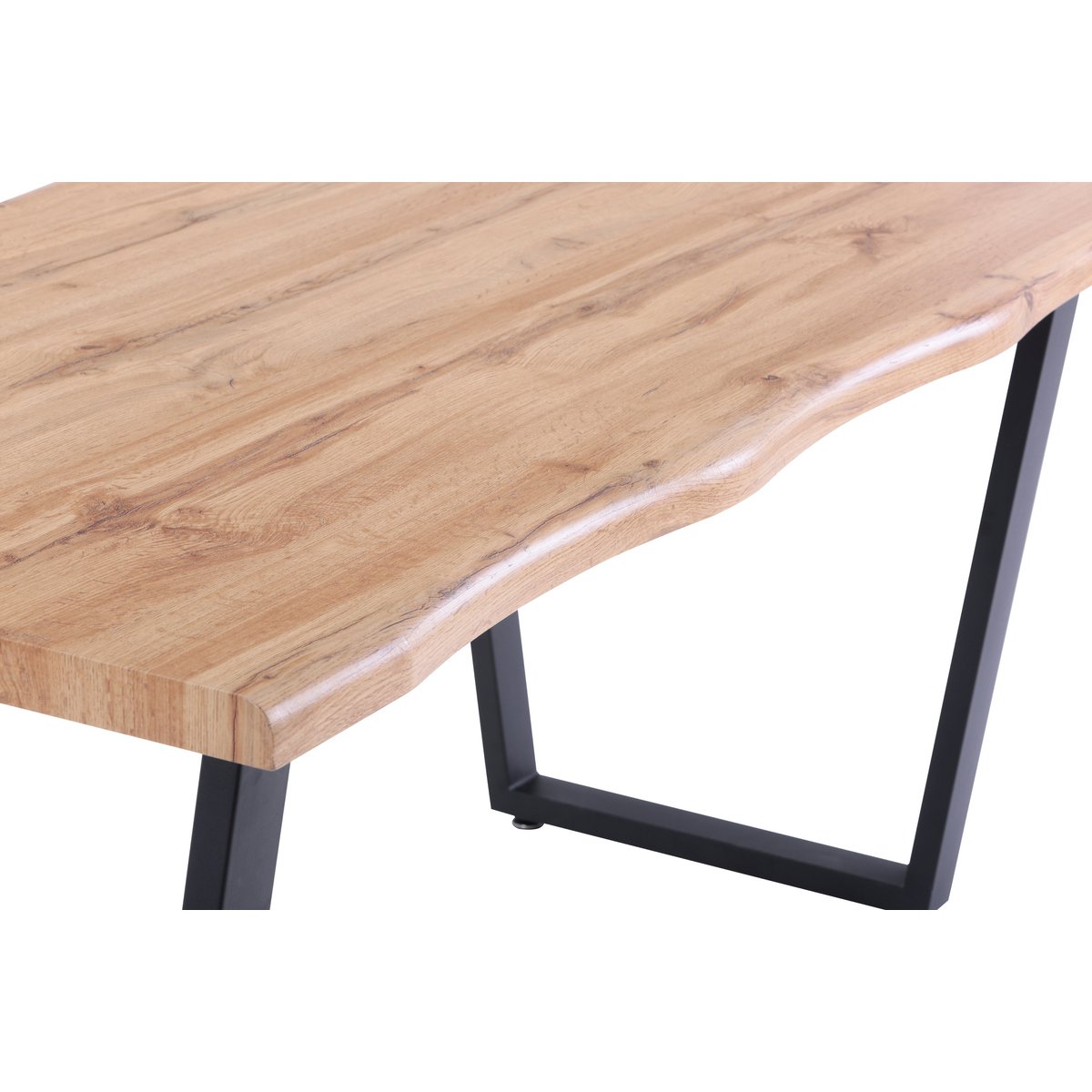 Table à manger moderne en situation dans une salle à manger contemporaine
