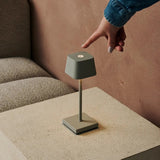 Lot de 8 lampes à poser rechargeables gris ombre Sarphati Mini avec station