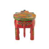 Détail du design multicolore du tabouret J-Line Elephant