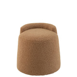 Détails du pouf Teddy en bouclé camel sur fond neutre