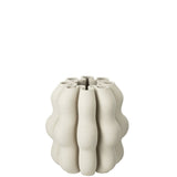 Vase en céramique beige, parfait pour une décoration élégante.
