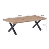 Table basse industrielle dans un salon moderne