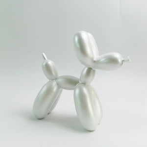 Ballon en polyrésine chien blanc - décoration élégante pour intérieur
