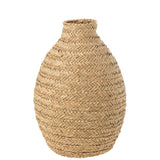 Vase tressé J-Line dans un intérieur moderne, ambiance chaleureuse