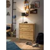 Intérieur spacieux des tiroirs de la commode