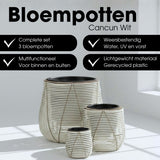 Ensemble de pots Cancun Blanc dans un jardin contemporain