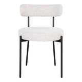 Détail du tissu bouclé blanc sur la chaise Badalona