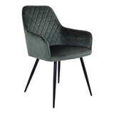 Chaise Harbo en velours vert avec pieds en métal noir, vue de face