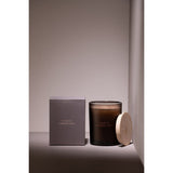 Bougie Vanille Gourmande J-Line, détail du packaging élégant