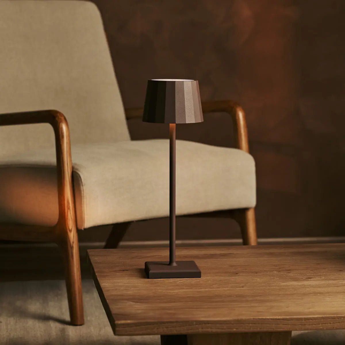 Lampe de table rechargeable marron moka Wouter